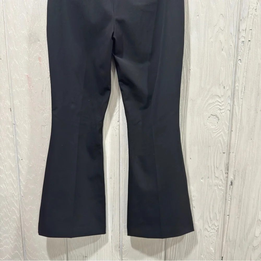 Reiss Claude
High Rise Flared Trousers in Black - Picture 7 of 11